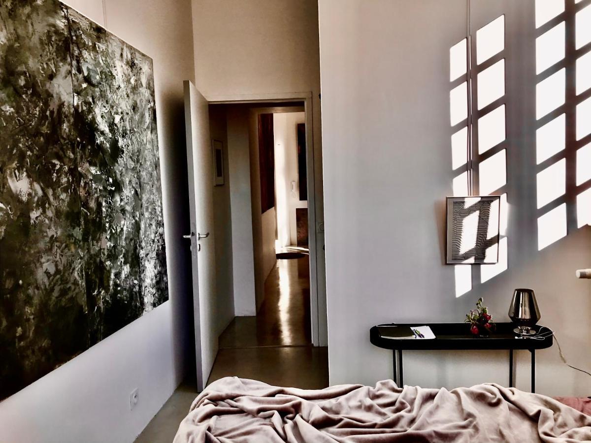Appartement A La Roquette, Dans L'Hotel De Divonne, Classe. Арль Экстерьер фото